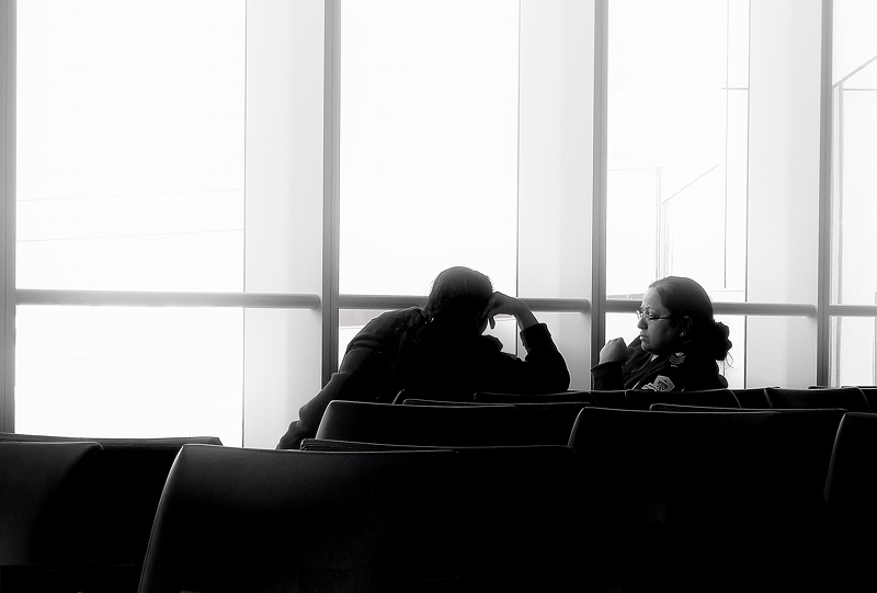 This image has an empty alt attribute; its file name is ottawa-airport.jpg